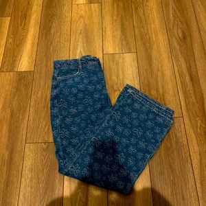 flower printed dark wash jeans (size: large 8/10)